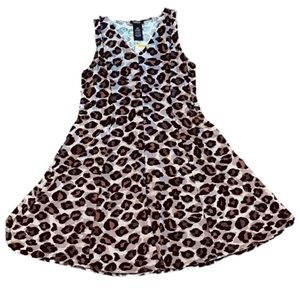 PREMISE SIZE MEDIUM LEOPARD FIT AND FLAIR SLEEVELESS DRESS